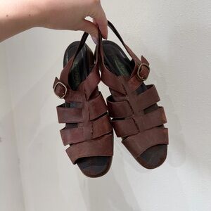 Vintage Brown Fisherman Sandals (8)